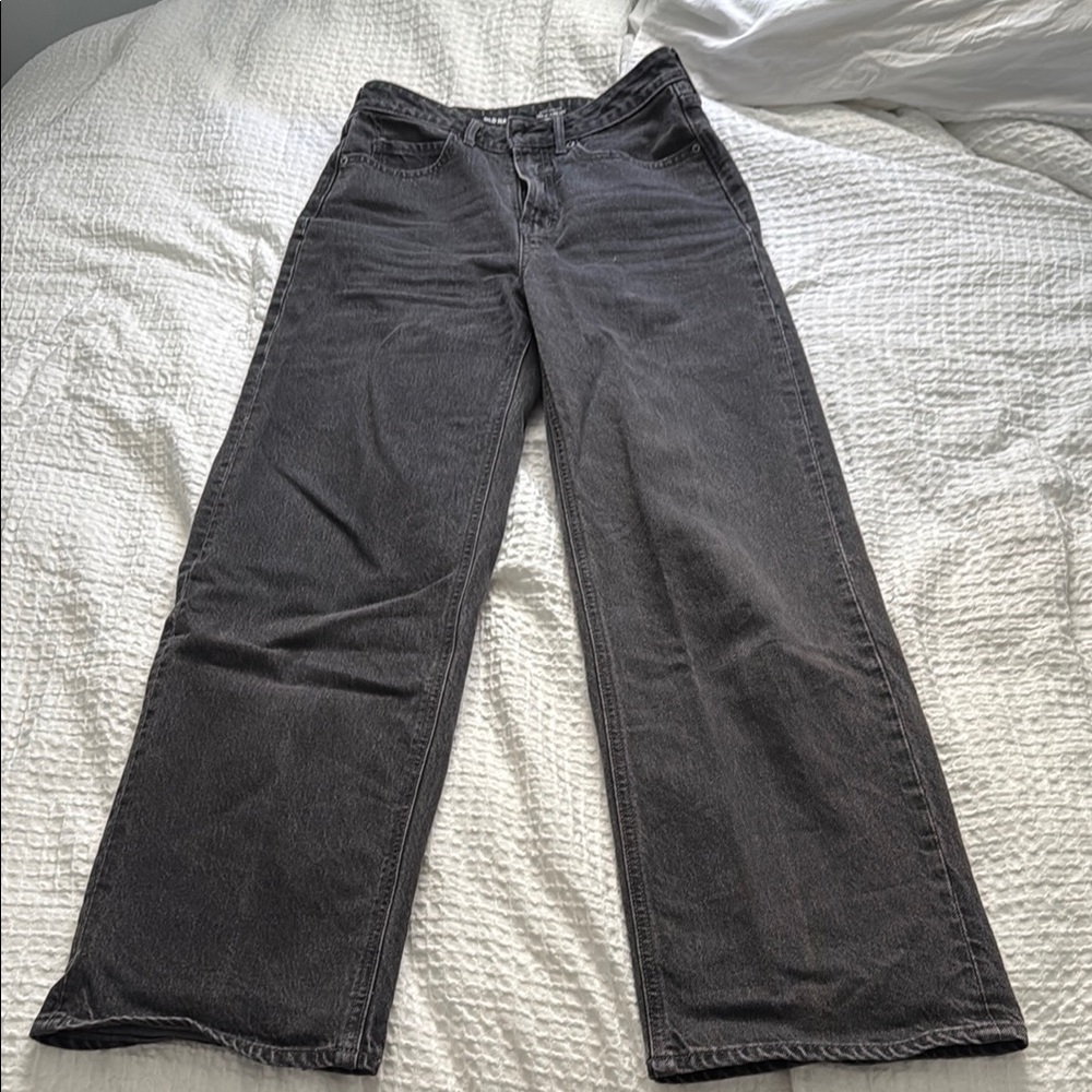 Extra High-Waisted Wide-Leg Jeans